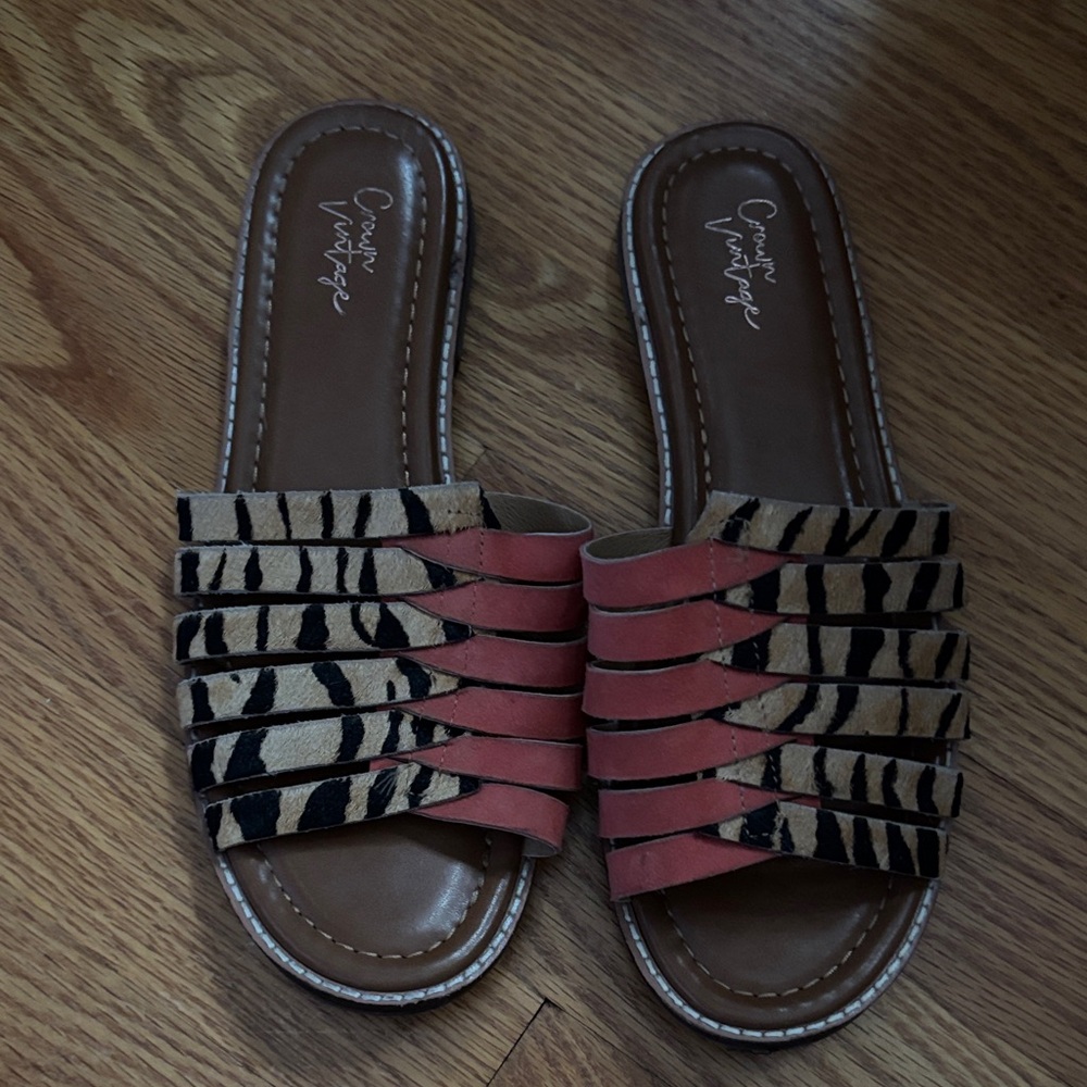 Crown Vintage Women's Striped Tan and Coral Sandals